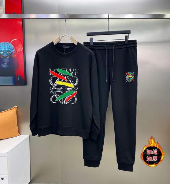 Picture of Loewe Sweater Suits _SKULoeweM-4XLkdtn6140692